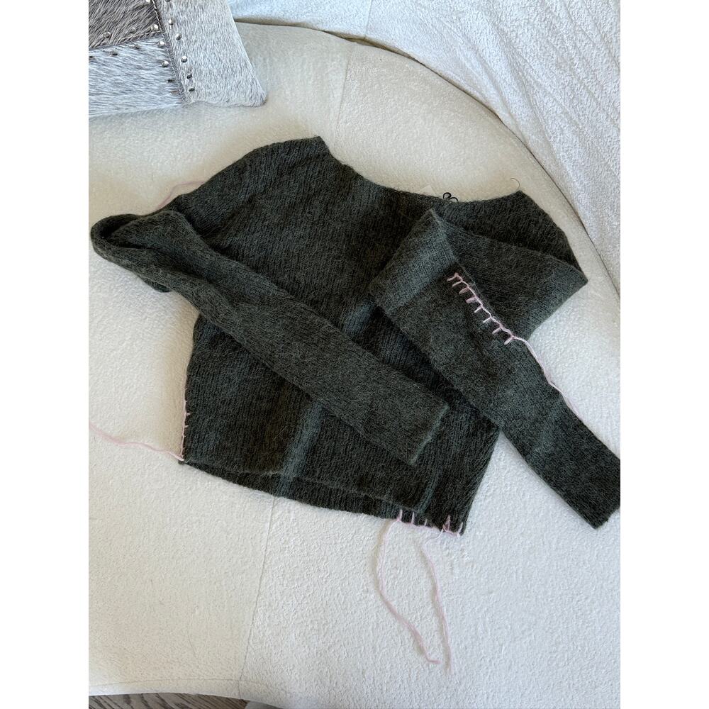 Zara Wool Alpaca Green Pink Stitch Cropped Sweater - Picture 4 of 4